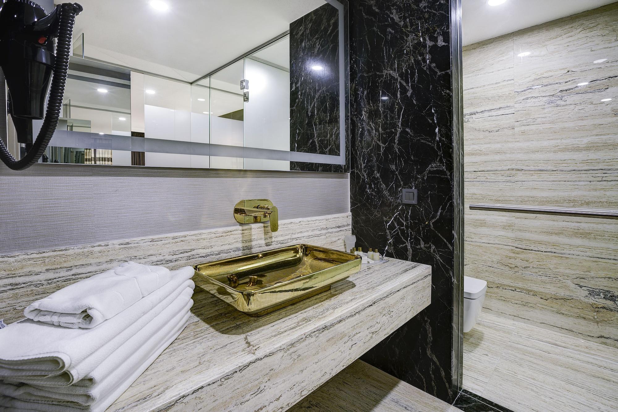 Nobel Hotel Mersin  Eksteriør bilde